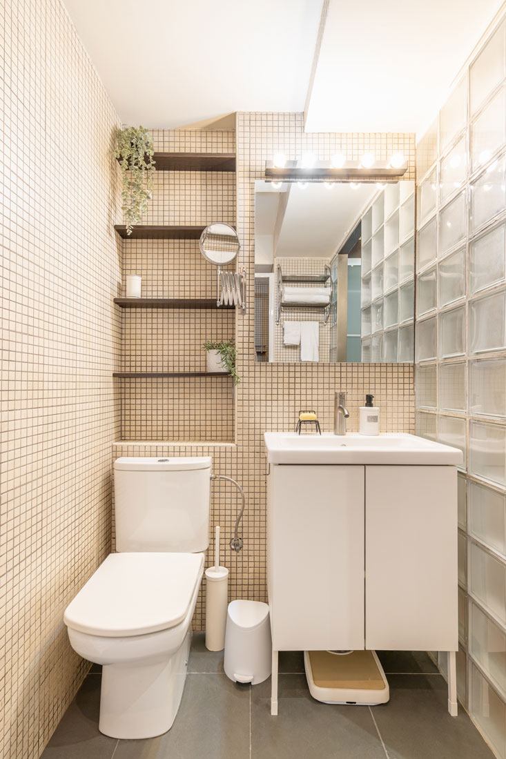Stylishsmallbathroom
